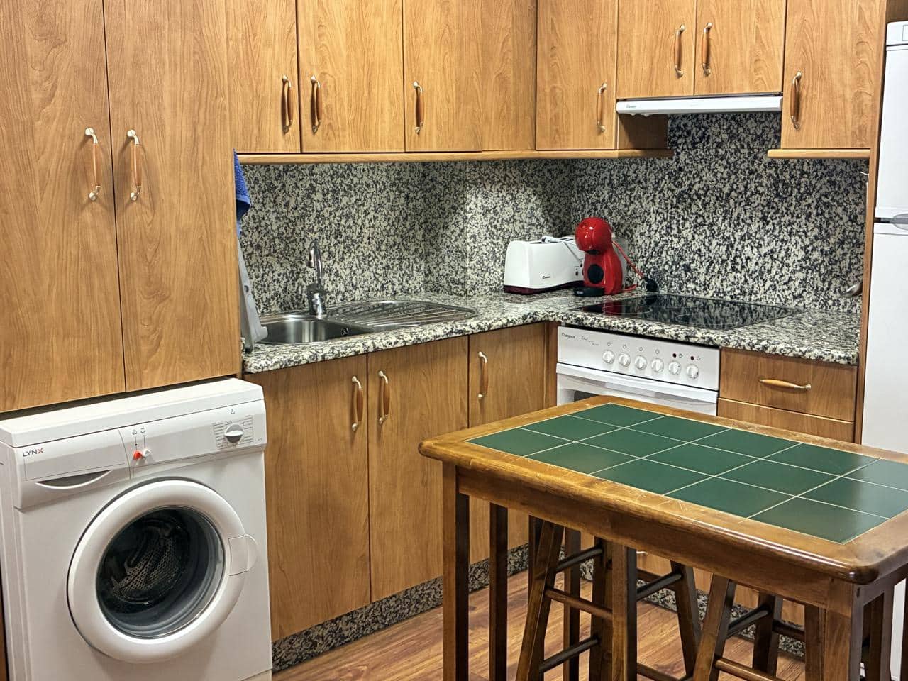 Piso de 1 habitación en Mora de Rubielos en venta con garaje - 96.000 € (Ref: 9674759)