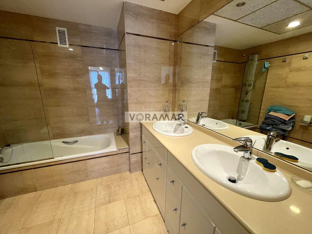 2 bedroom Flat for rent in Alboraya / Alboraia with garage - € 2,700 (Ref: 9720318)