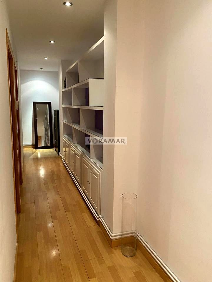 3 Zimmer Wohnung zu vermieten in Valencia Stadt - 1.800 € (Ref: 9830375)