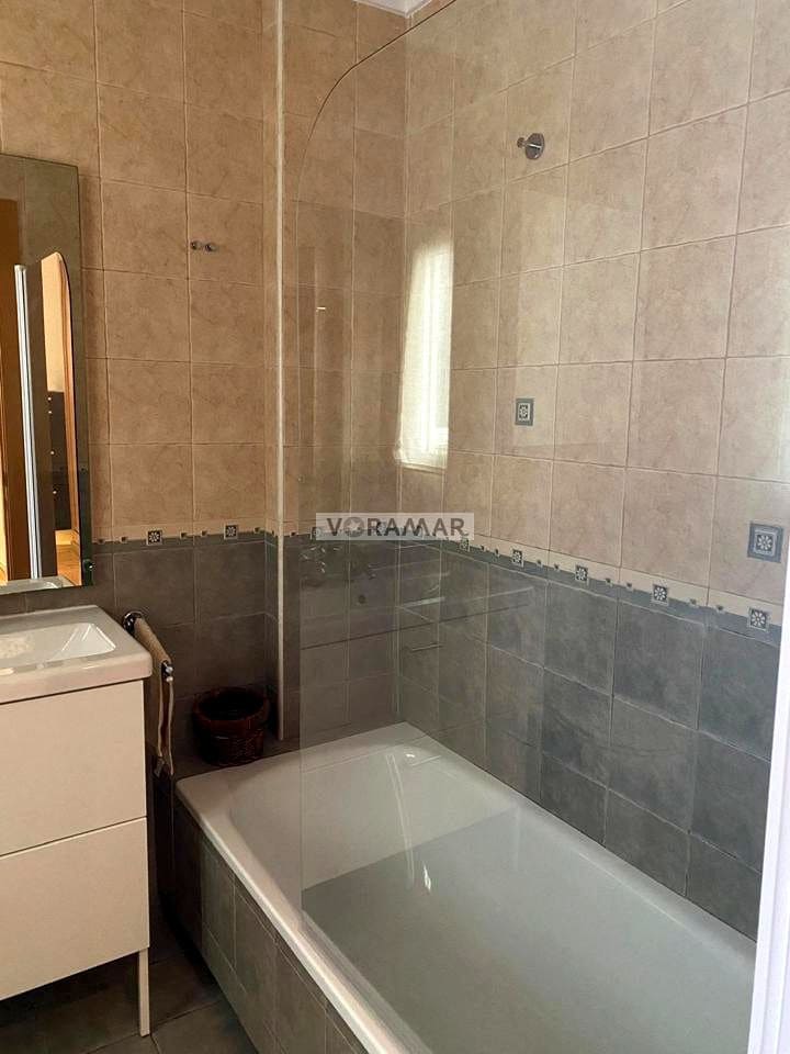 3 Zimmer Wohnung zu vermieten in Valencia Stadt - 1.800 € (Ref: 9830375)