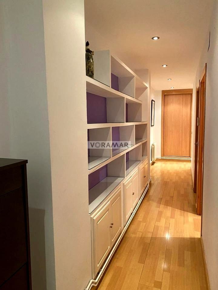 3 Zimmer Wohnung zu vermieten in Valencia Stadt - 1.800 € (Ref: 9830375)