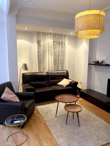 3 quarto Apartamento para arrendar em Mont-Olivet, Valência cidade - 1 800 € (Ref: 9830375)