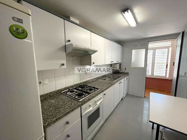 4 soveværelse Lejlighed til leje i Alboraya / Alboraia med garage - € 1.600 (Ref: 9858932)