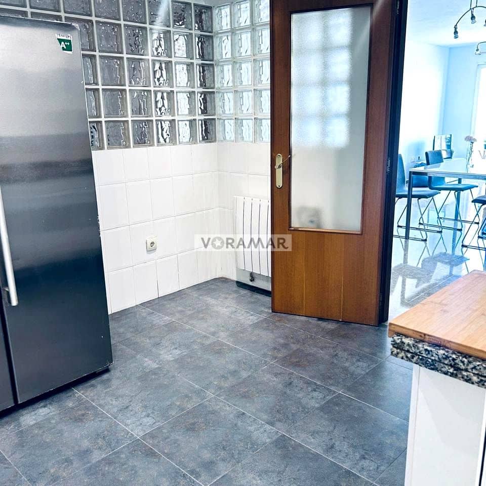 3 bedroom Flat for rent in Alboraya / Alboraia with garage - € 1,400 (Ref: 9877242)