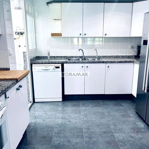 3 bedroom Flat for rent in Alboraya / Alboraia with garage - € 1,400 (Ref: 9877242)
