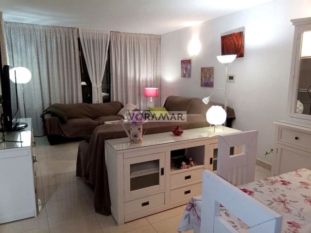 3 Zimmer Villa zu vermieten in Puig - 3.500 € (Ref: 9891383)