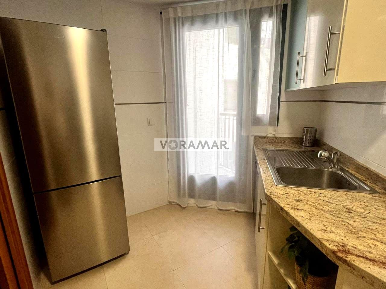 Piso de 2 habitaciones en Alboraya / Alboraia en alquiler con piscina garaje - 3.500 € (Ref: 9900731)