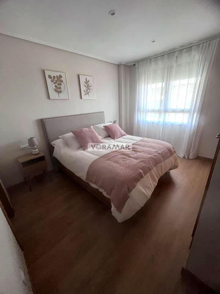 2 bedroom Flat for rent in Alboraya / Alboraia with pool garage - € 3,500 (Ref: 9900731)