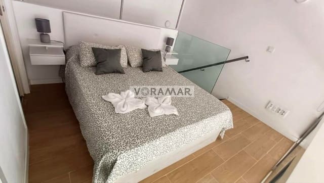 1 soveværelse Lejlighed til leje i Vara de Quart, Valencia by med swimmingpool garage - € 1.400 (Ref: 9946802)