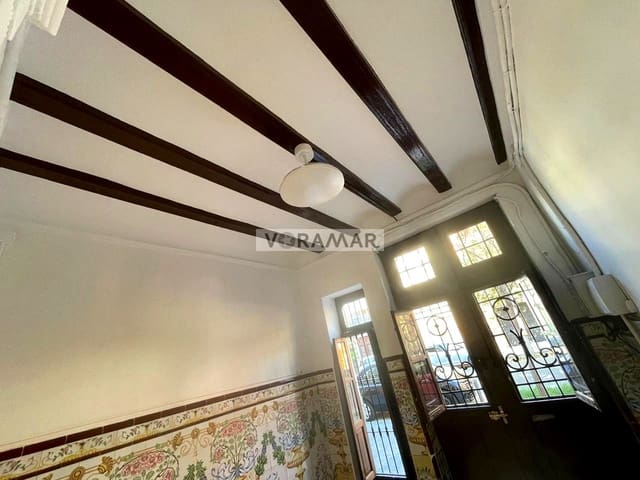 3 soveværelse Lejlighed til leje i Cabanyal-Canyamelar, Valencia by - € 1.500 (Ref: 9952909)
