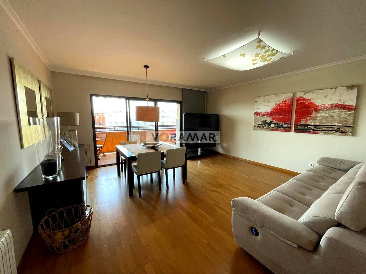 3 bedroom Flat for rent in Valencia city with pool garage - € 2,500 (Ref: 9979394)