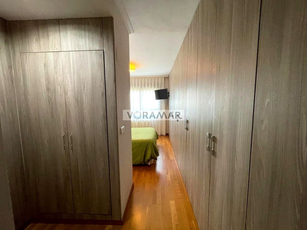 3 bedroom Flat for rent in Valencia city with pool garage - € 2,500 (Ref: 9979394)