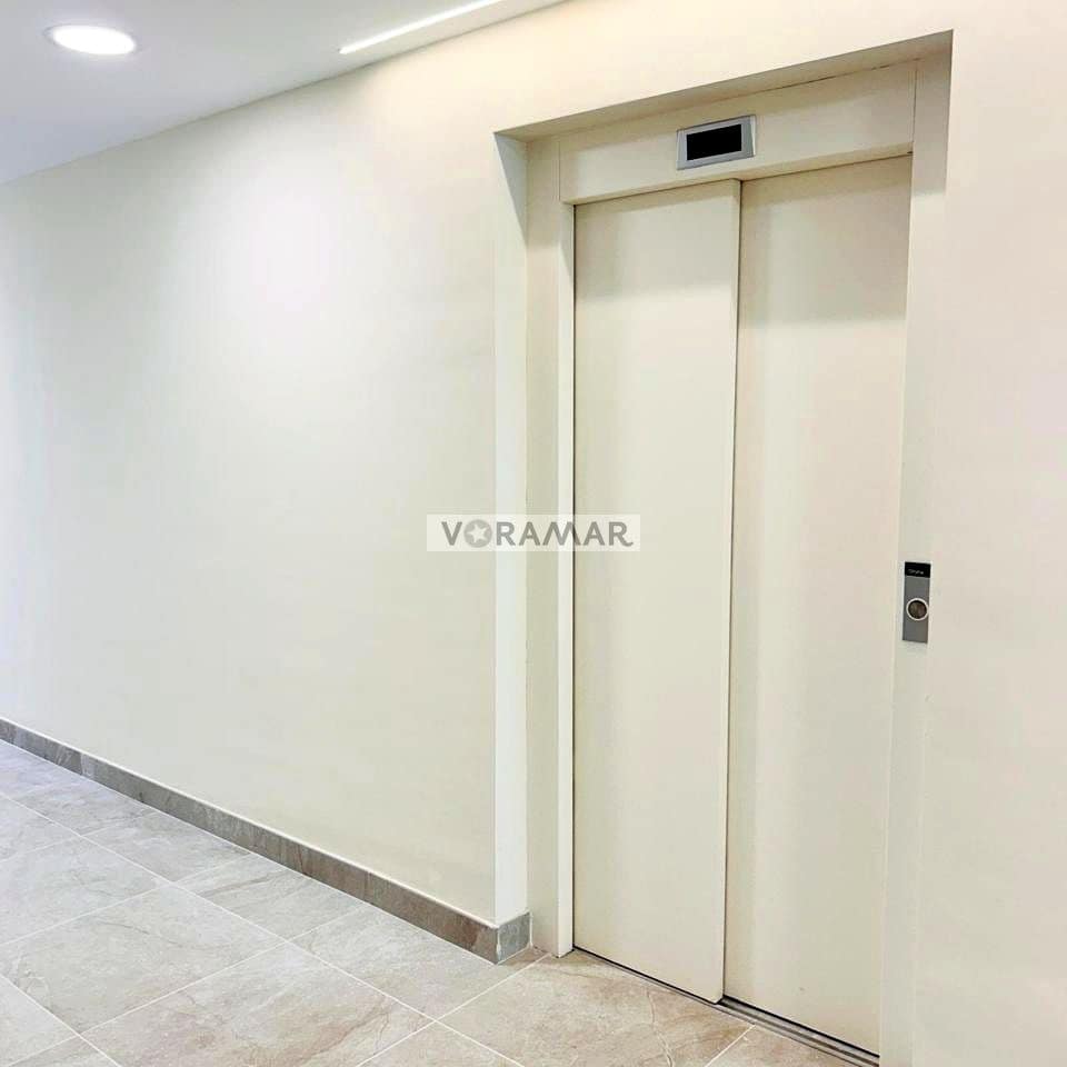 3 sovrum Lägenhet att hyra i Rocafort med pool garage - 2 500 € (Ref: 9985831)
