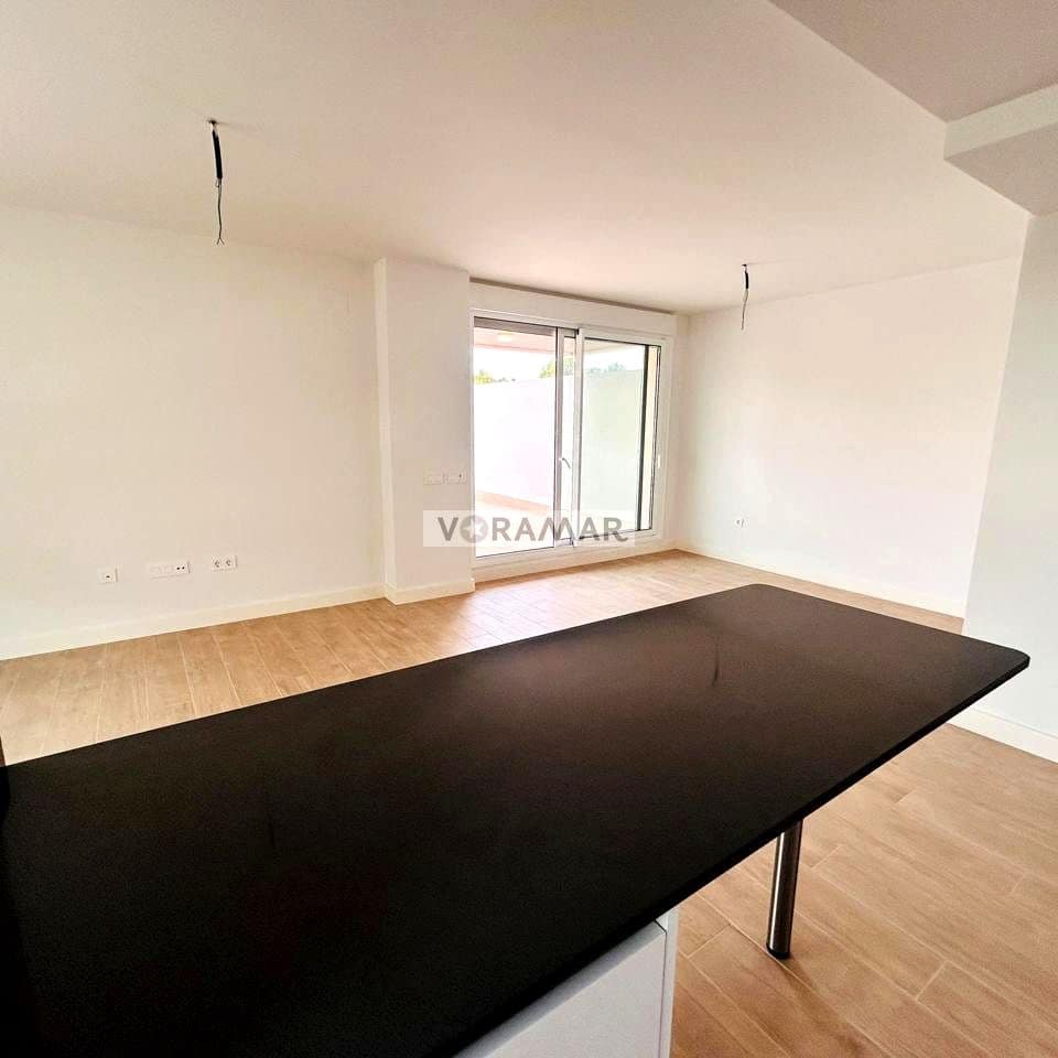 3 sovrum Lägenhet att hyra i Rocafort med pool garage - 2 500 € (Ref: 9985831)