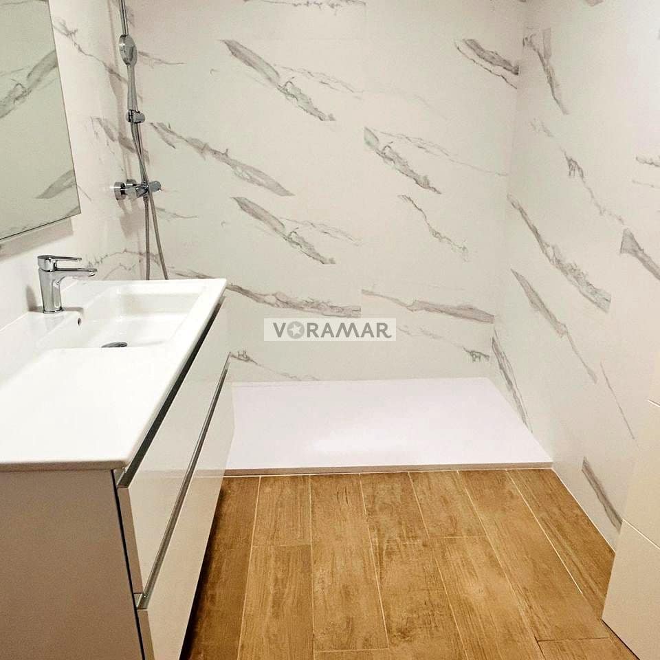 3 sovrum Lägenhet att hyra i Rocafort med pool garage - 2 500 € (Ref: 9985831)