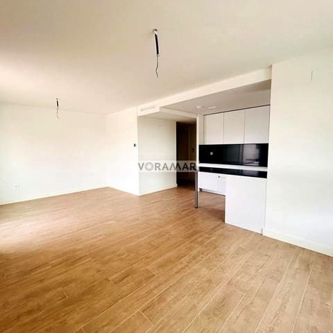 3 sovrum Lägenhet att hyra i Rocafort med pool garage - 2 500 € (Ref: 9985831)