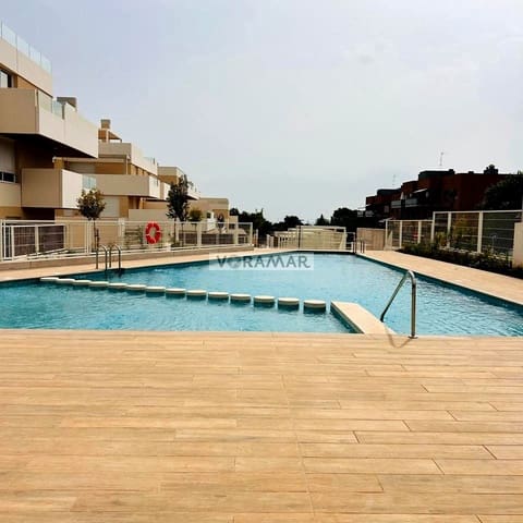 3 sovrum Lägenhet att hyra i Rocafort med pool garage - 2 500 € (Ref: 9985831)