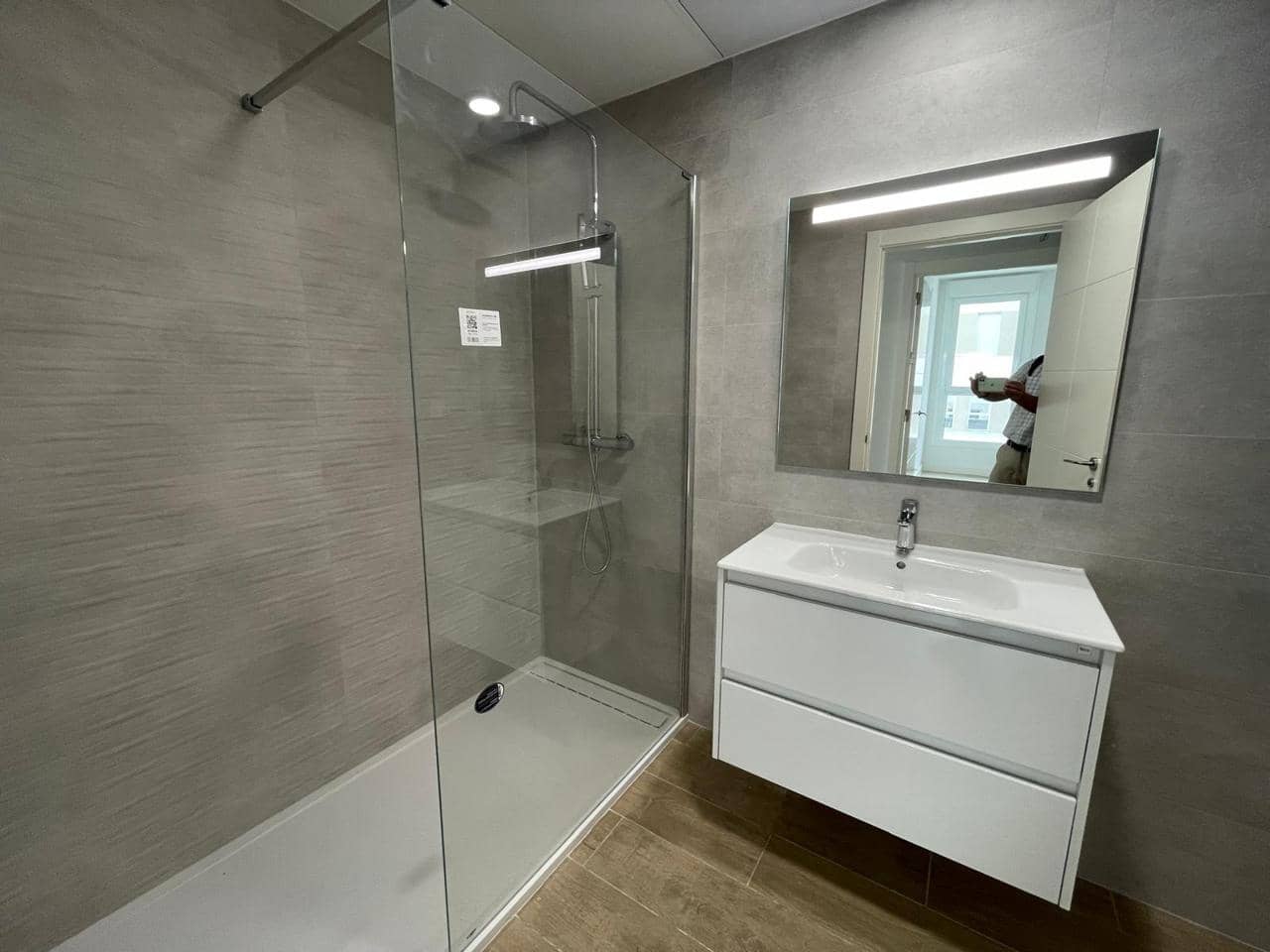 3 bedroom Flat for rent in Rocafort with pool garage - € 2,500 (Ref: 9985831)