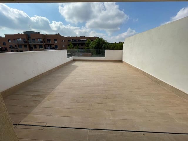 3 camera da letto Appartamento da affittare in Rocafort con piscina garage - 2.500 € (Rif: 9985831)