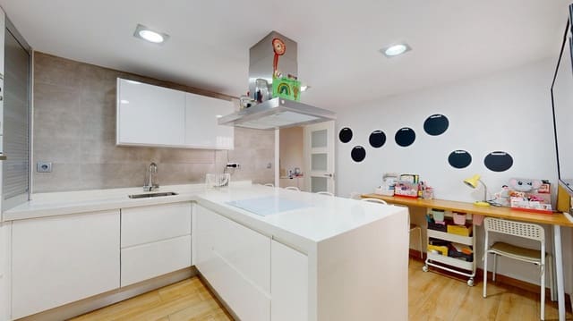 3 quarto Apartamento para venda em Pilar de la Horadada com garagem - 209 900 € (Ref: 10022538)