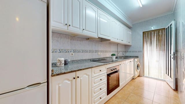 3 makuuhuone Rivitalo myytävänä paikassa Santiago de la Ribera, San Javier - 210 000 € (Ref: 10032108)