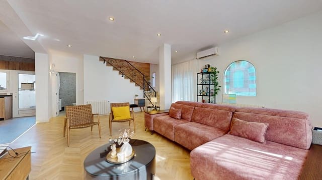 Chalet de 3 habitaciones en San Pedro del Pinatar en venta con garaje - 374.000 € (Ref: 10034041)