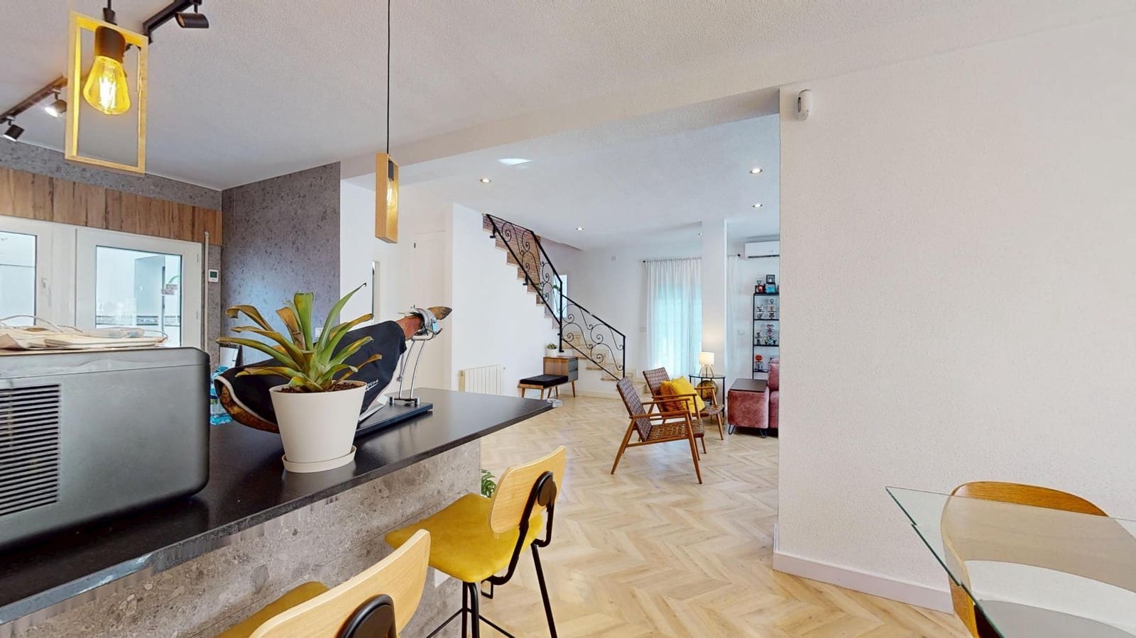 Chalet de 3 habitaciones en San Pedro del Pinatar en venta con garaje - 374.000 € (Ref: 10034041)