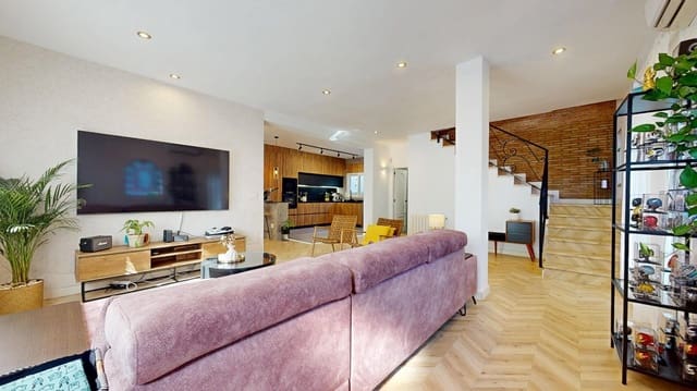 Chalet de 3 habitaciones en San Pedro del Pinatar en venta con garaje - 374.000 € (Ref: 10034041)