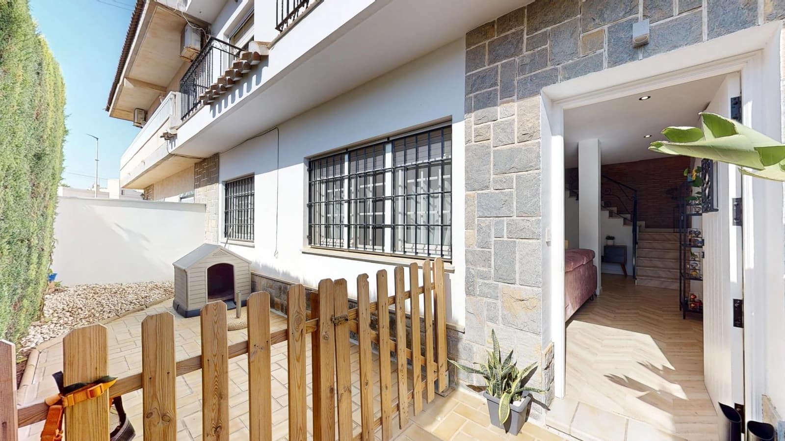Chalet de 3 habitaciones en San Pedro del Pinatar en venta con garaje - 374.000 € (Ref: 10034041)