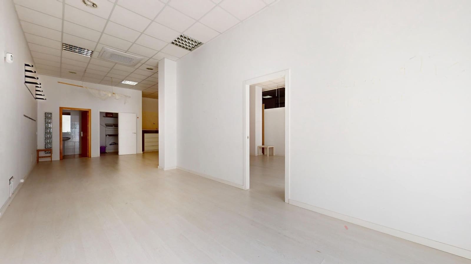 Commerciale in vendita in Murcia citta - 106.000 € (Rif: 10035442)