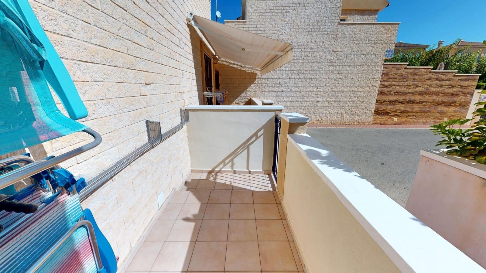 3 sovrum Radhus till salu i Torre de la Horadada med pool - 329 900 € (Ref: 10047394)