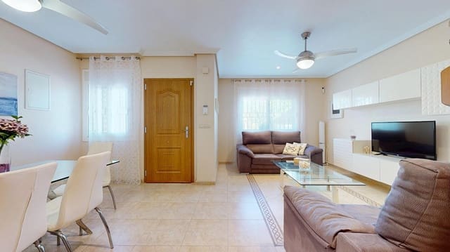 3 soveværelse Rækkehus til salg i Torre de la Horadada, Pilar de la Horadada med swimmingpool - € 329.900 (Ref: 10047394)