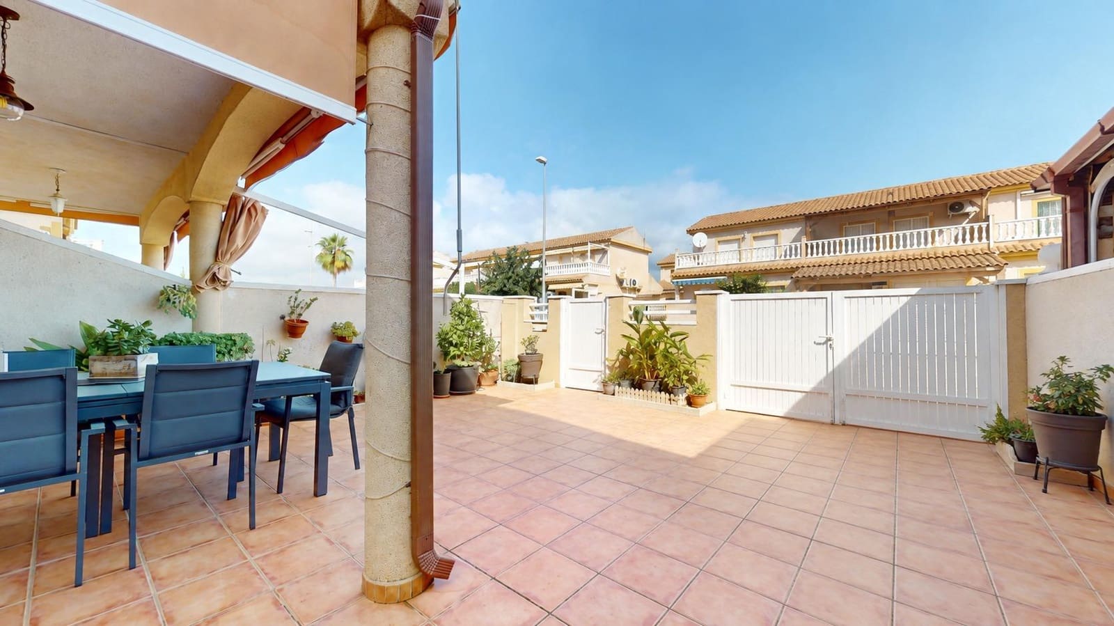 4 slaapkamer Rijtjeshuis te koop in Torre de la Horadada - € 285.000 (Ref: 10059197)