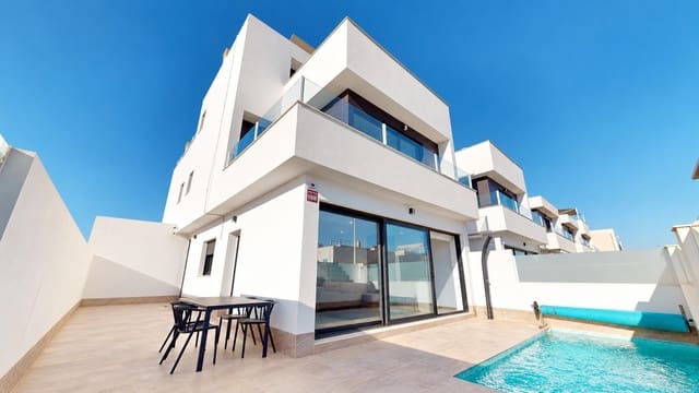 3 quarto Moradia para venda em San Pedro del Pinatar com piscina - 449 500 € (Ref: 10129570)