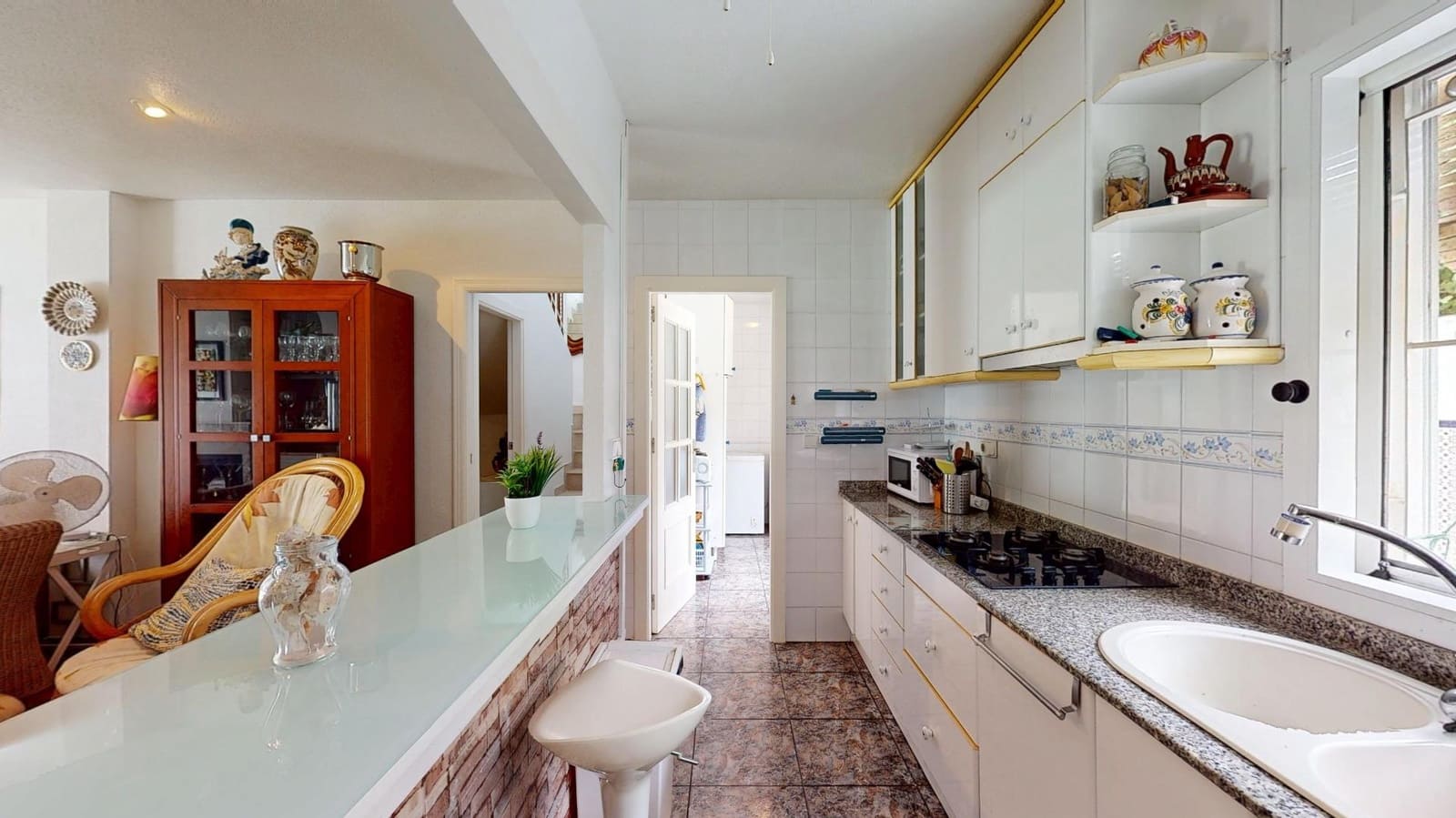 5 bedroom Villa for sale in Torre de la Horadada with pool garage - € 630,000 (Ref: 10129572)