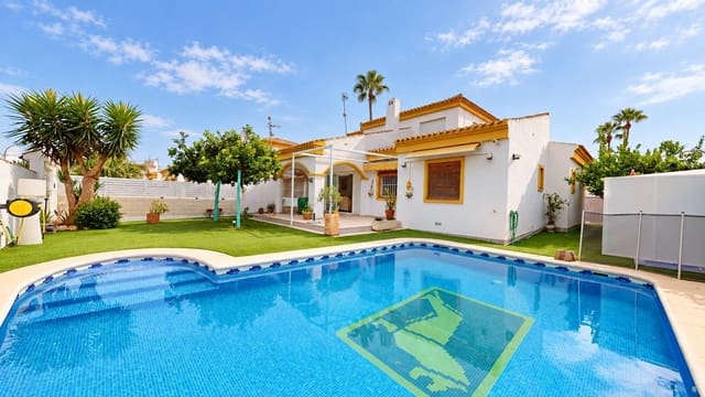 5 soveværelse Villa til salg i Torre de la Horadada, Pilar de la Horadada med swimmingpool garage - € 630.000 (Ref: 10129572)