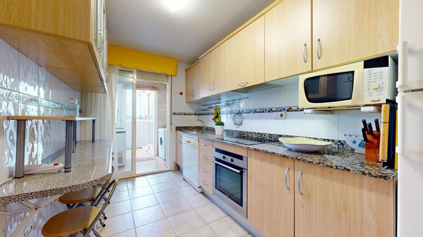 4 bedroom Villa for sale in Torre de la Horadada - € 349,000 (Ref: 10132063)
