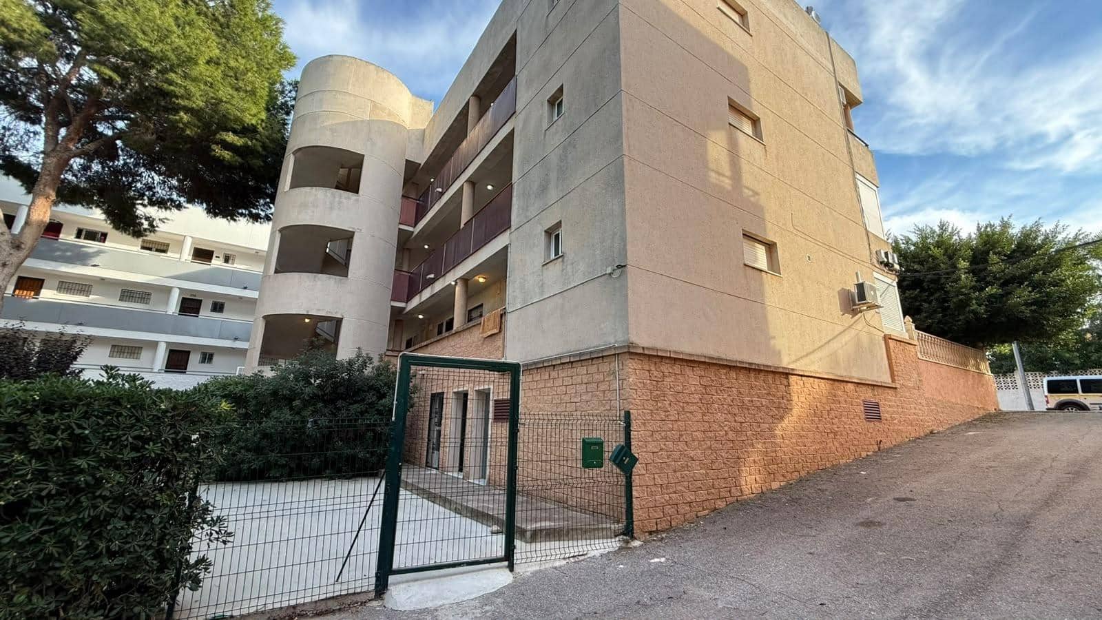 Studio à vendre à Pilar de la Horadada - 106 000 € (Ref: 10158000)