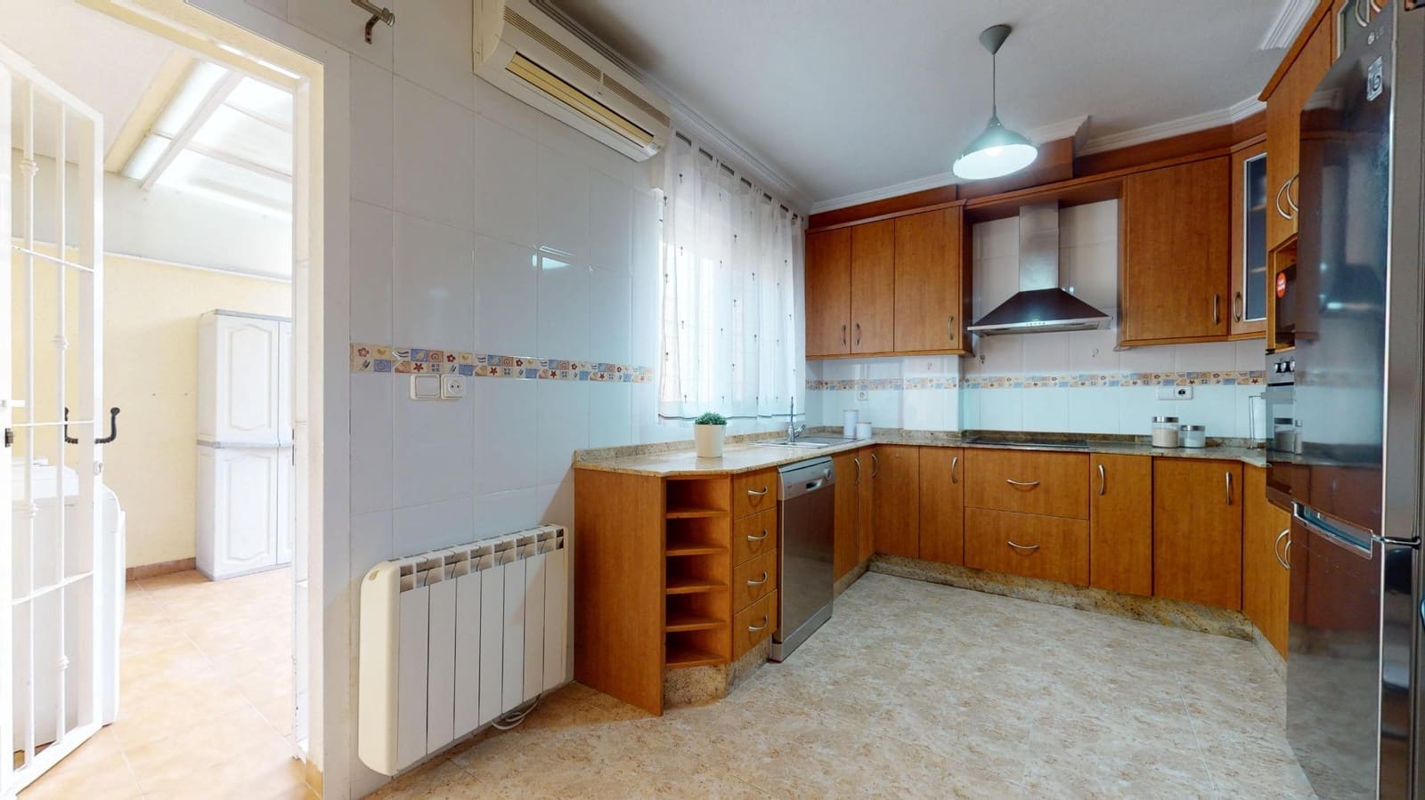 4 bedroom Villa for sale in San Javier with garage - € 245,000 (Ref: 10161557)