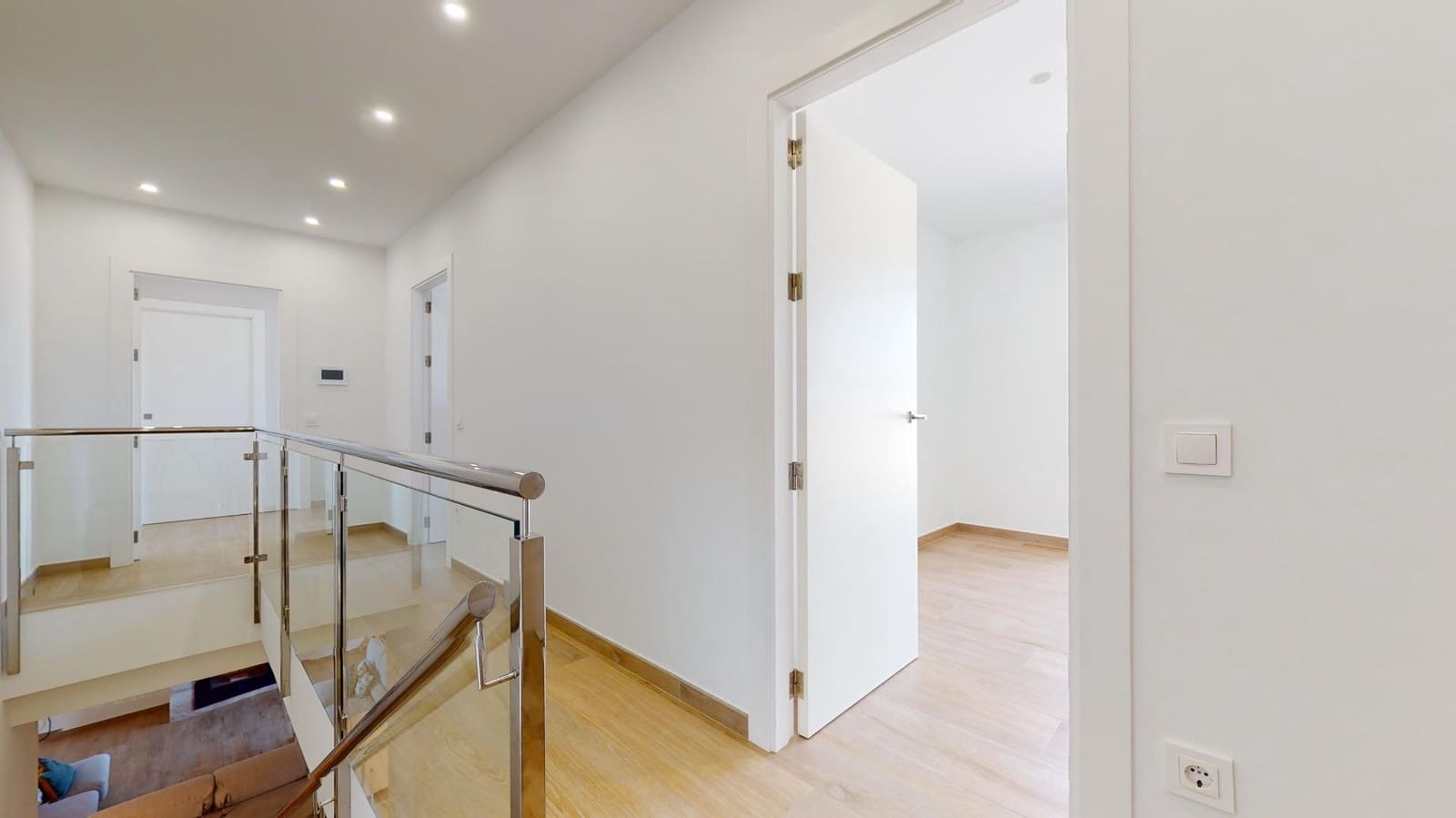 4 slaapkamer Villa te koop in San Pedro del Pinatar met zwembad - € 630.000 (Ref: 7671061)