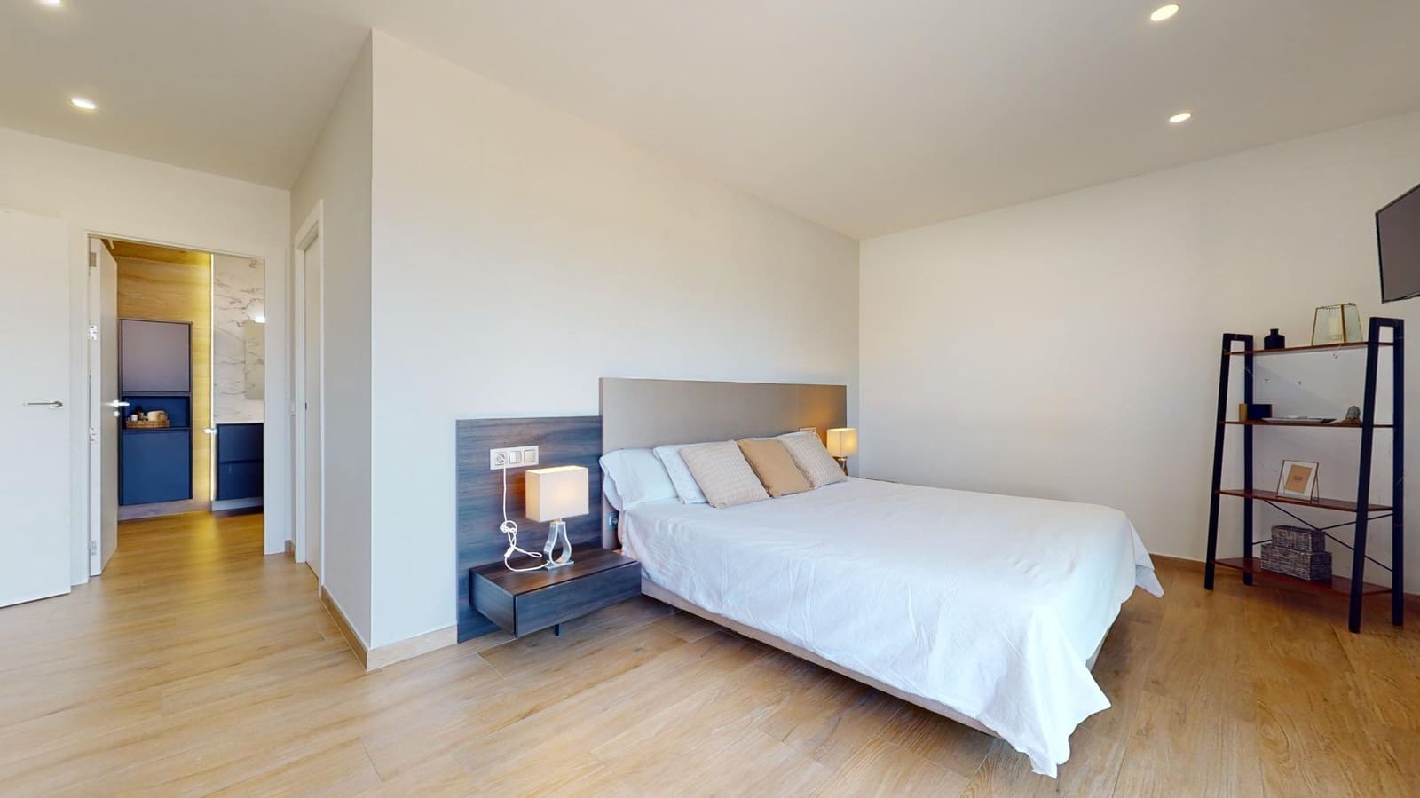 4 slaapkamer Villa te koop in San Pedro del Pinatar met zwembad - € 630.000 (Ref: 7671061)