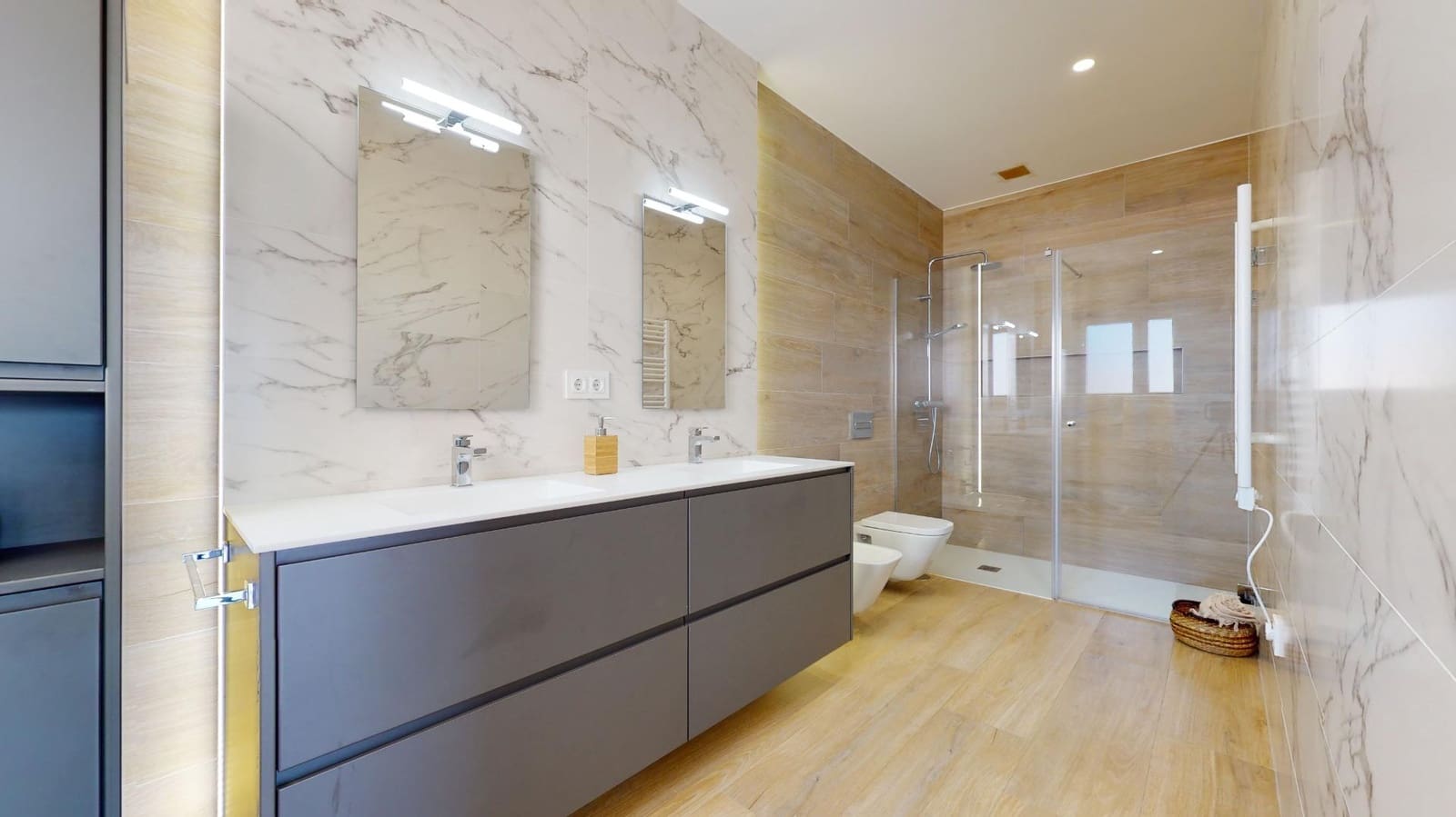 4 slaapkamer Villa te koop in San Pedro del Pinatar met zwembad - € 630.000 (Ref: 7671061)