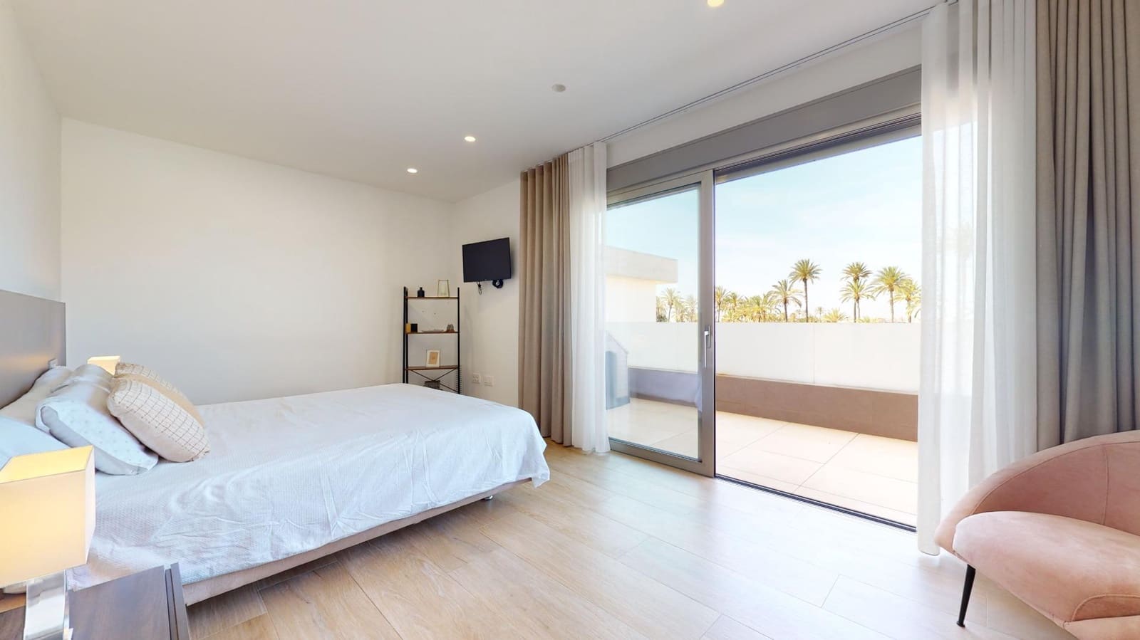 4 bedroom Villa for sale in San Pedro del Pinatar with pool - € 630,000 (Ref: 7671061)