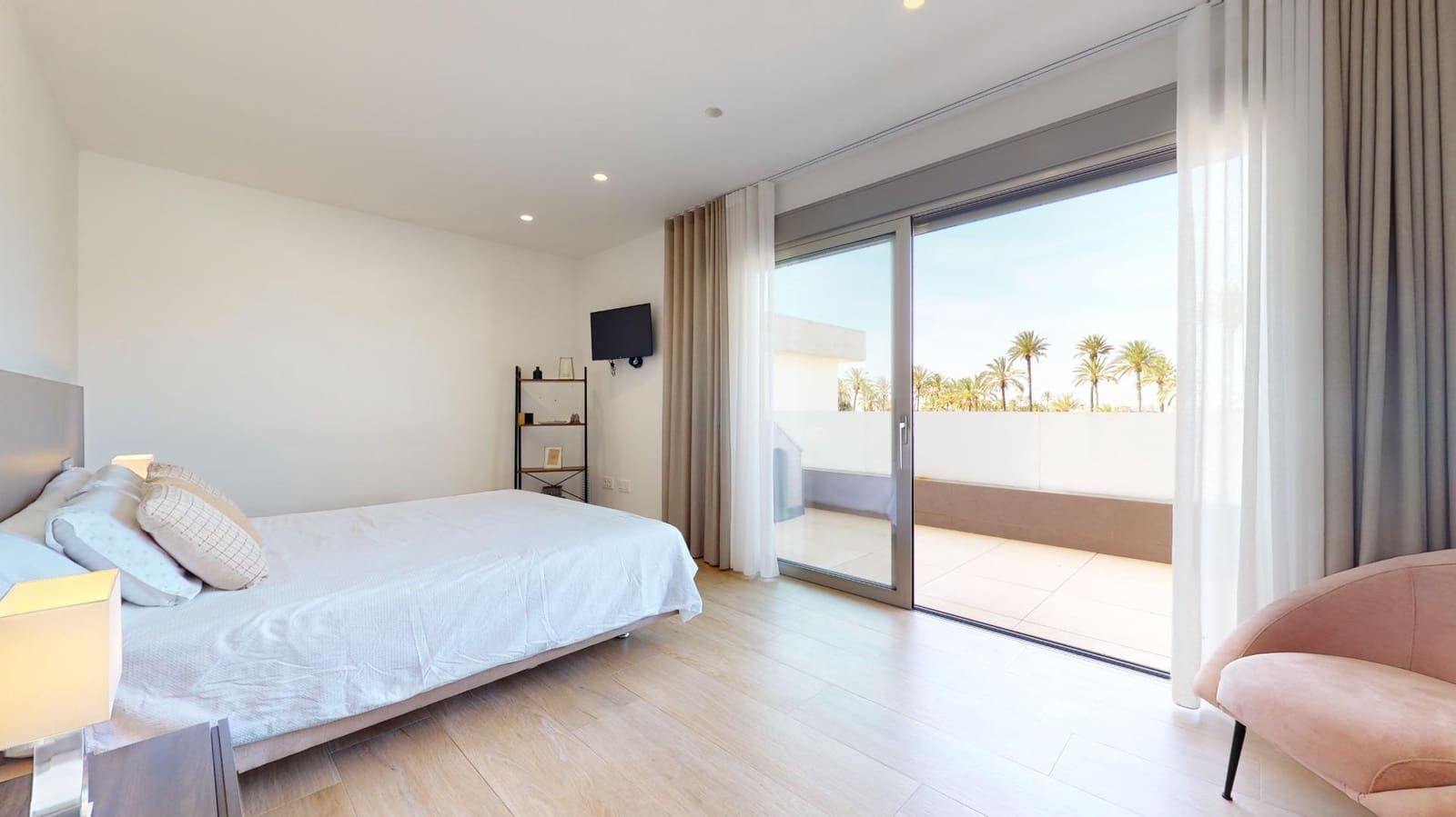 4 Zimmer Villa zu verkaufen in San Pedro del Pinatar mit Pool - 630.000 € (Ref: 7671061)