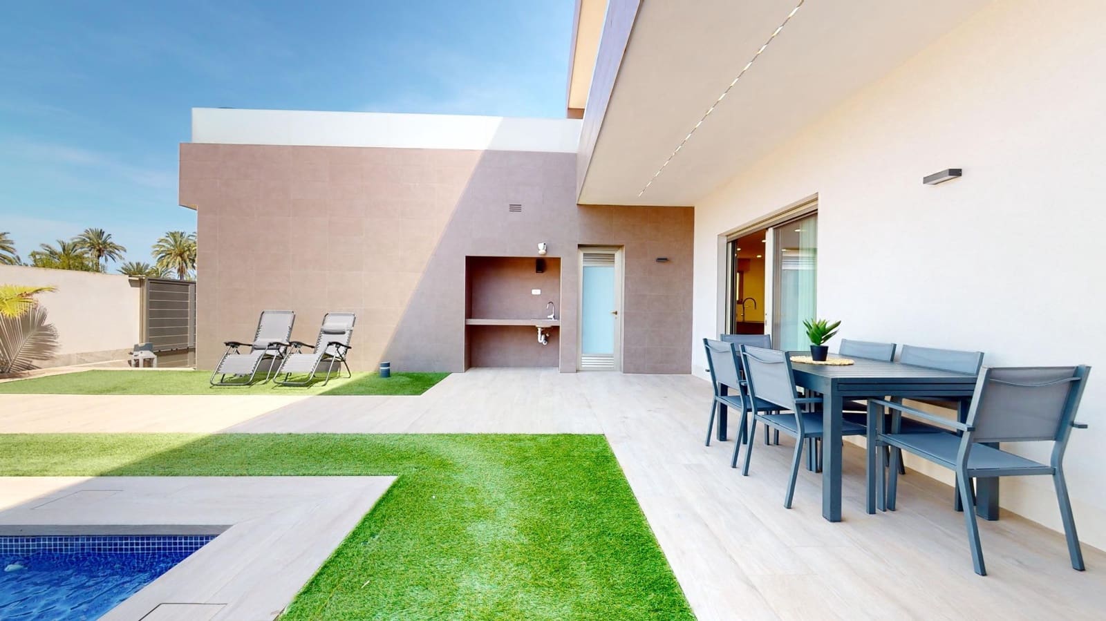 4 Zimmer Villa zu verkaufen in San Pedro del Pinatar mit Pool - 630.000 € (Ref: 7671061)