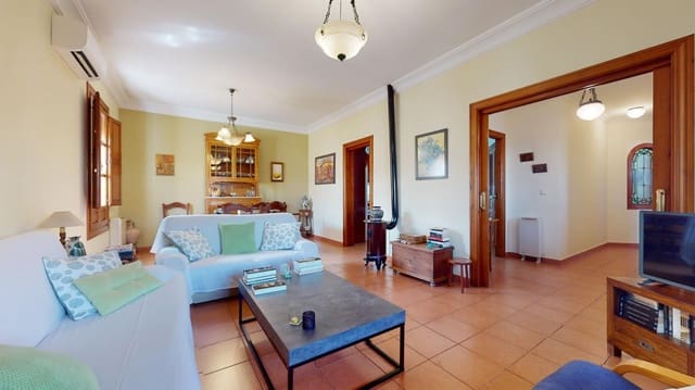 4 makuuhuone Huvila myytävänä paikassa Pilar de la Horadada ciudad, Pilar de la Horadada mukana 
autotalli - 242 000 € (Ref: 7701766)