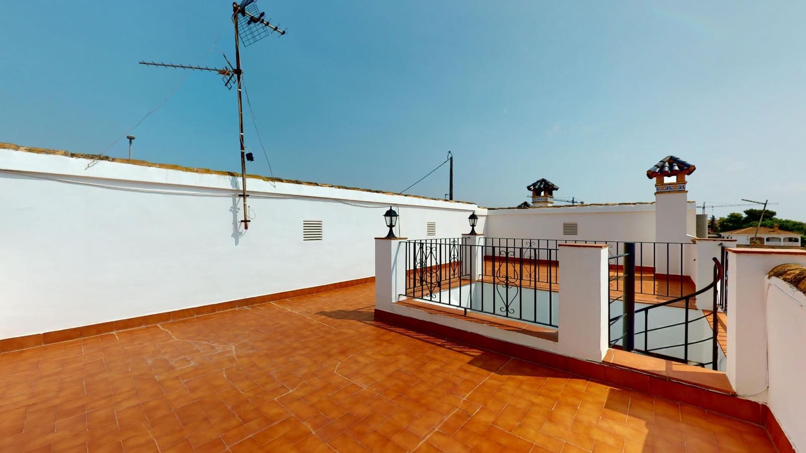 4 Zimmer Villa zu verkaufen in Pilar de la Horadada mit Garage - 242.000 € (Ref: 7701766)