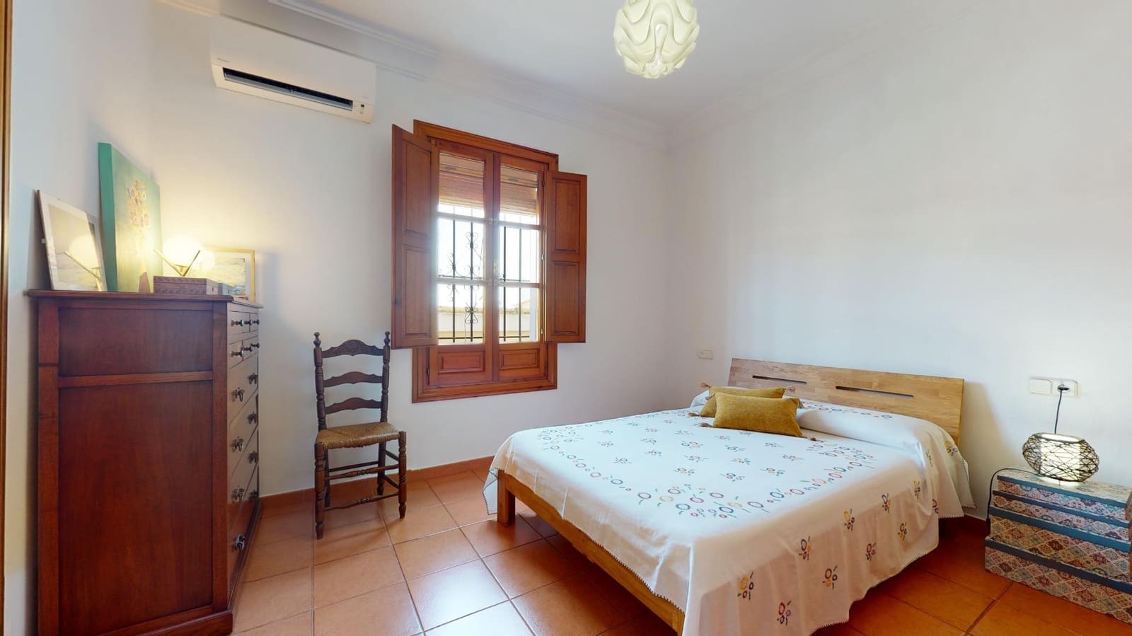 4 Zimmer Villa zu verkaufen in Pilar de la Horadada mit Garage - 242.000 € (Ref: 7701766)