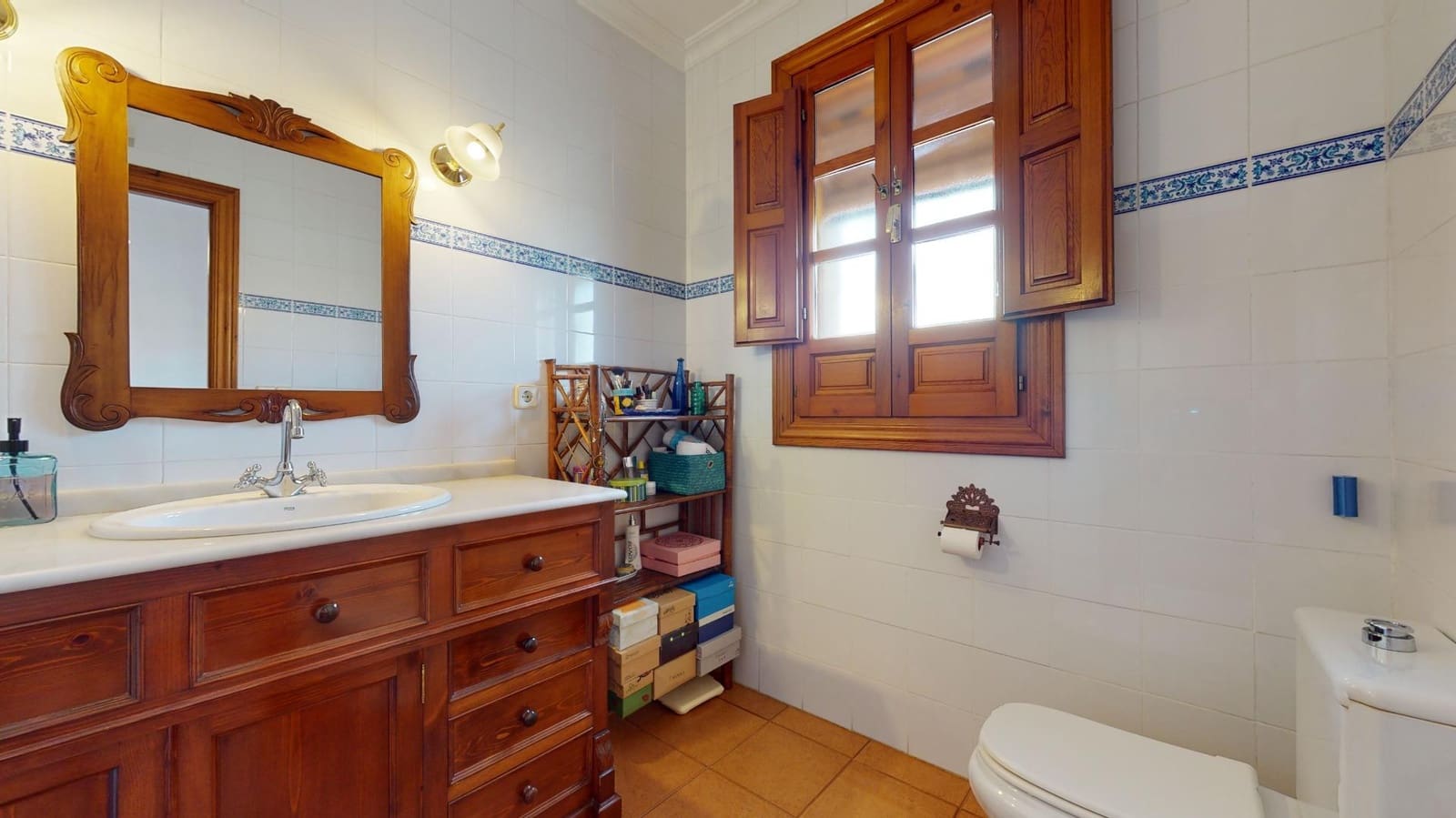 4 bedroom Villa for sale in Pilar de la Horadada with garage - € 242,000 (Ref: 7701766)