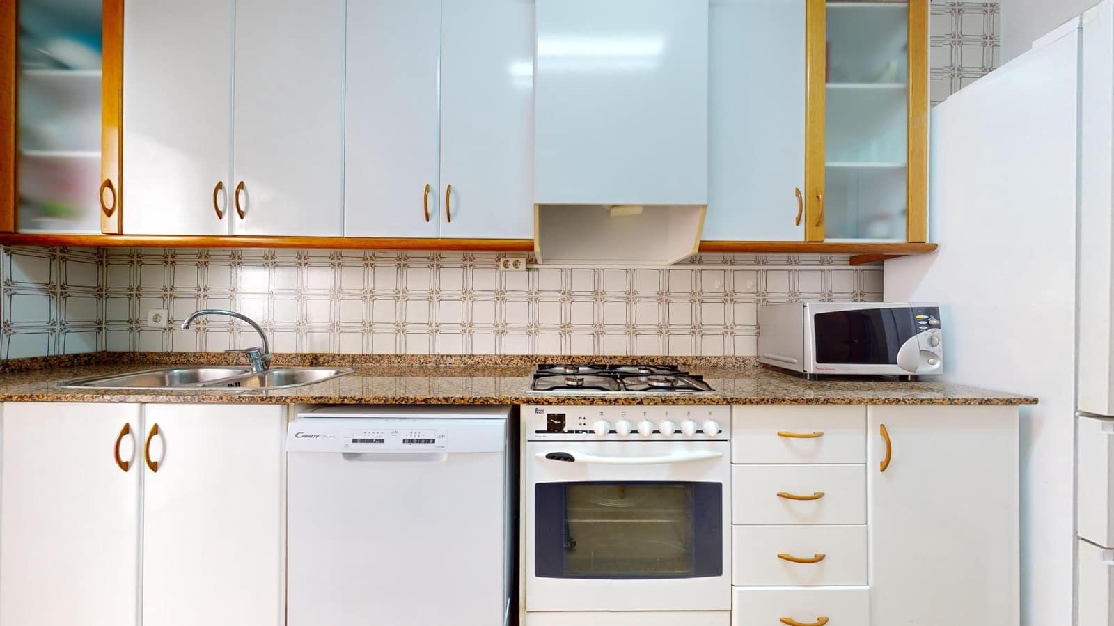 4 makuuhuone Rivitalo myytävänä paikassa Torre de la Horadada - 249 900 € (Ref: 8363279)